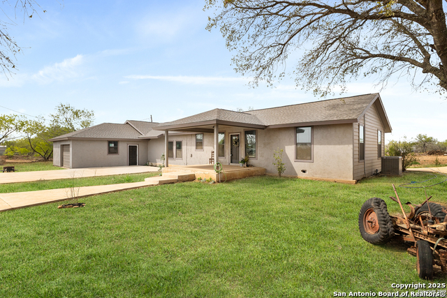 Listing photo id 1 for 200 Pr 6631