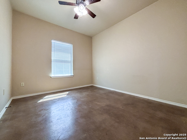 Image 14 of 18 For 750 Saengerhalle