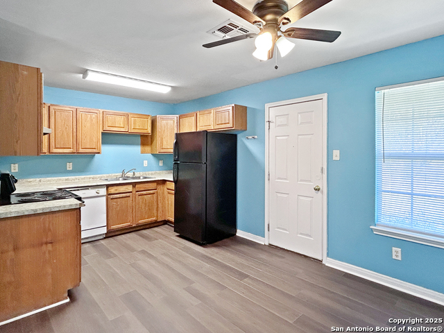 Image 6 of 12 For 2841 Goldsmith