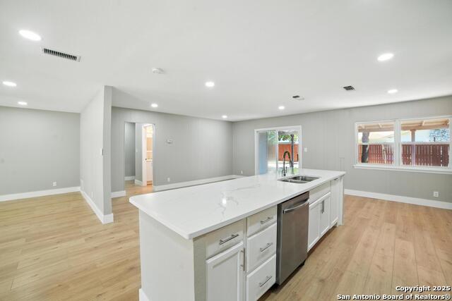 Image 11 of 31 For 4142 Willow Green