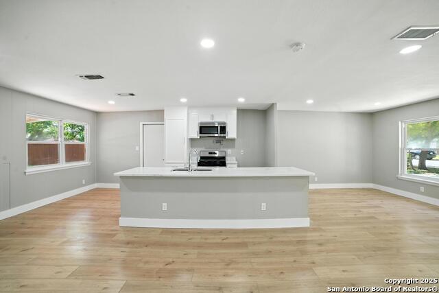 Image 12 of 31 For 4142 Willow Green