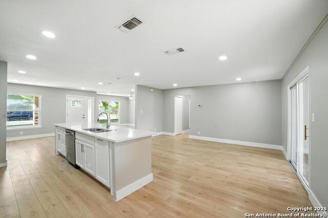 Image 15 of 31 For 4142 Willow Green