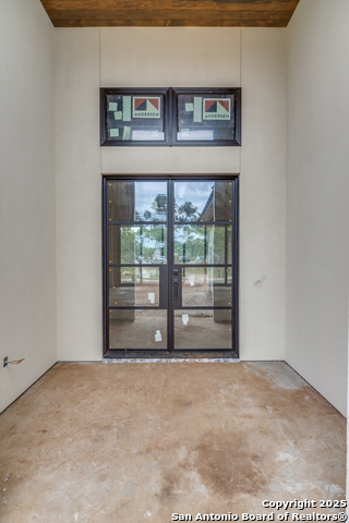 Listing photo id 2 for 325 Ranch Heights