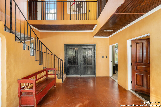 Image 12 of 34 For 10655 Rebecca Creek