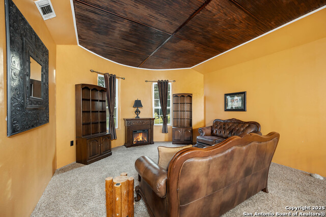 Image 16 of 34 For 10655 Rebecca Creek