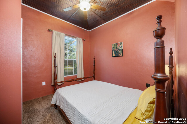 Image 17 of 34 For 10655 Rebecca Creek