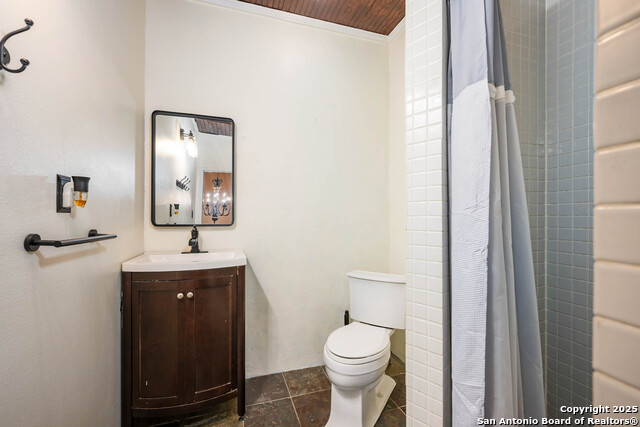 Image 18 of 34 For 10655 Rebecca Creek