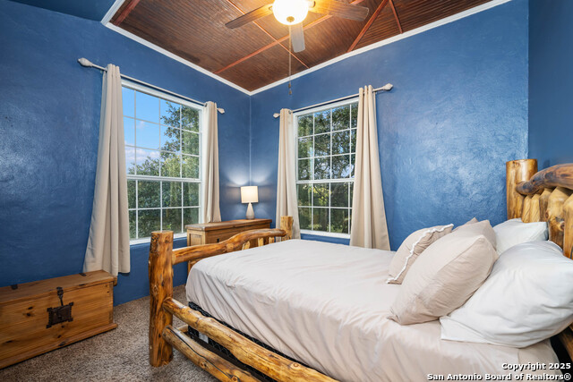 Image 19 of 34 For 10655 Rebecca Creek