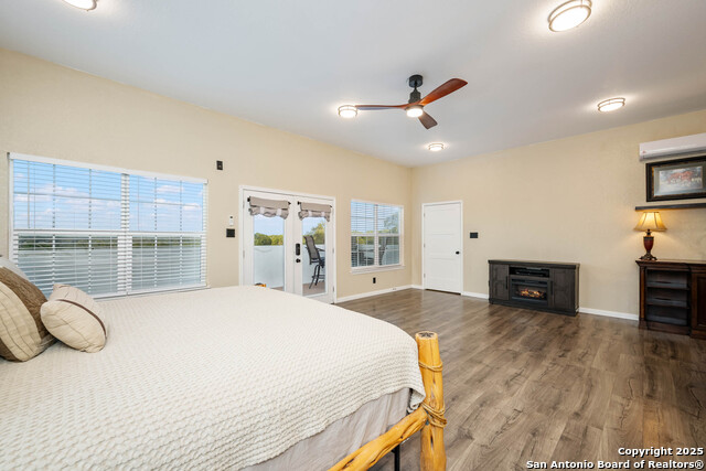 Image 22 of 34 For 10655 Rebecca Creek