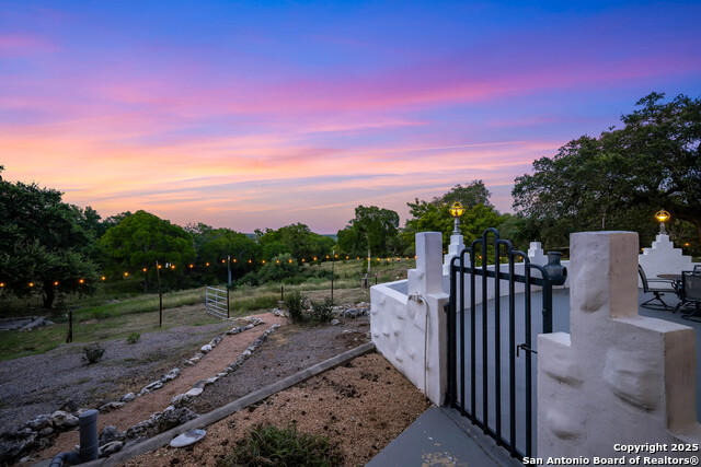 Image 29 of 34 For 10655 Rebecca Creek