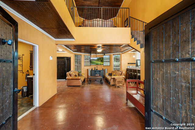 Image 6 of 34 For 10655 Rebecca Creek