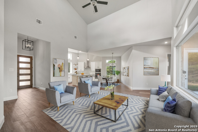 Details for 118 Cap Rock, Horseshoe Bay, TX 78657