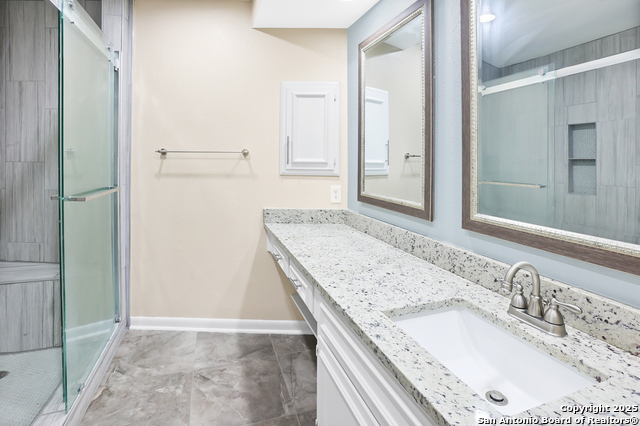 Image 15 of 18 For 5359 Fredericksburg B209