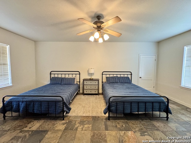 Listing photo id 11 for 82 Bowman Ln