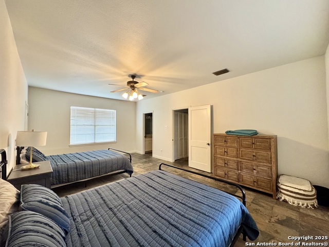 Listing photo id 13 for 82 Bowman Ln