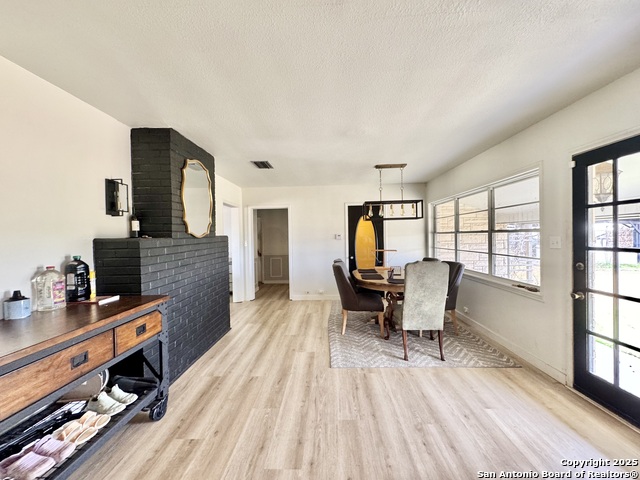 Listing photo id 6 for 82 Bowman Ln