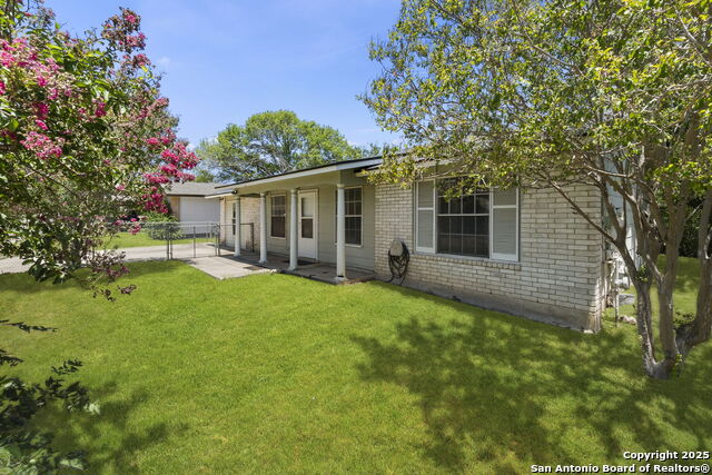 Image 2 of 16 For 5907 Stoney Creek