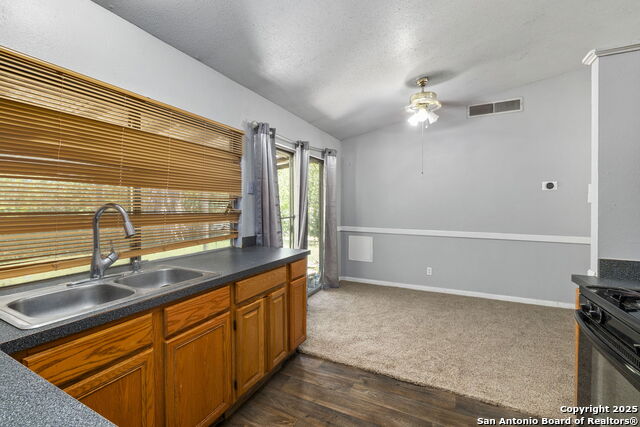 Image 8 of 16 For 5907 Stoney Creek