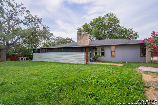 Image 33 of 33 For 1002 River Oak  Main House