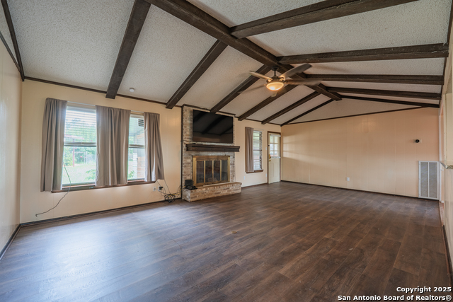 Image 4 of 33 For 1002 River Oak  Main House