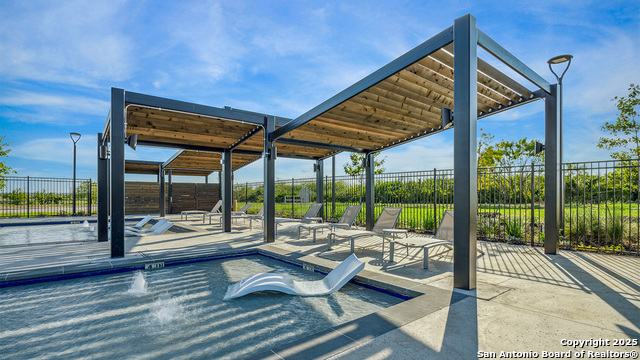 Listing photo id 37 for 12614 Azopardo