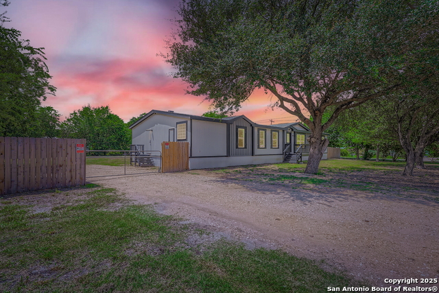 Details for 1101 Doree  , Marion, TX 78124