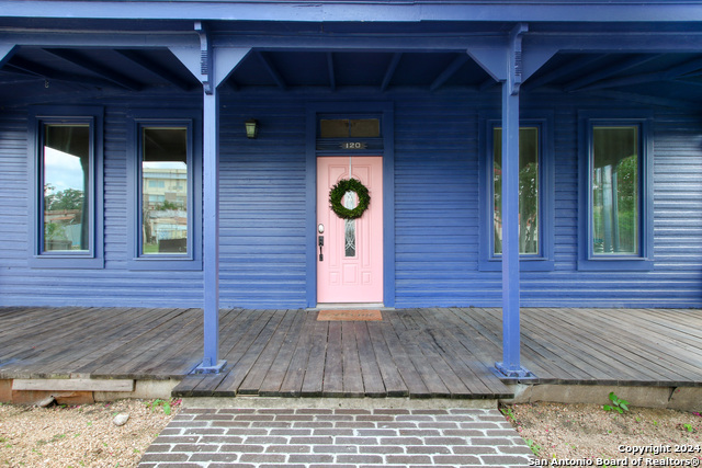 Details for 120 Shadrach St, San Antonio, TX 78203