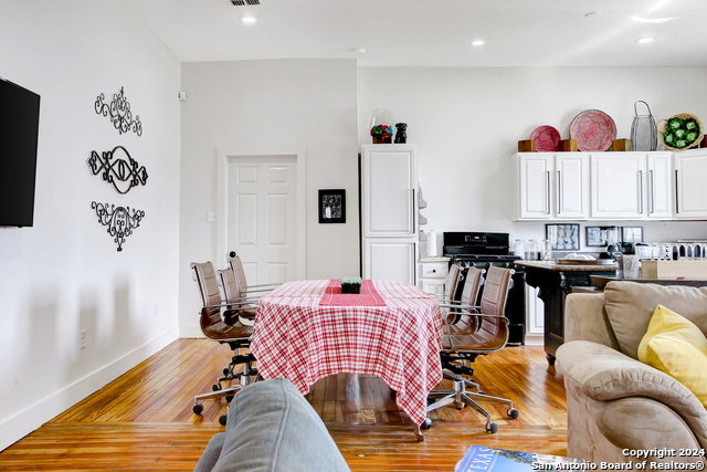 Listing photo id 11 for 120 Shadrach St