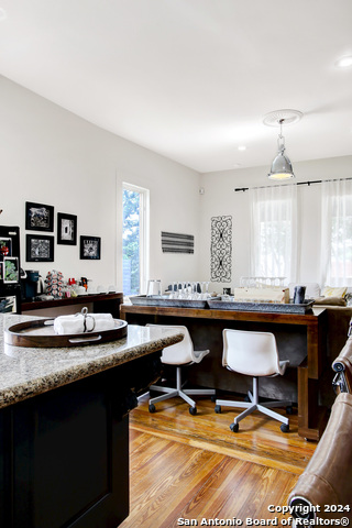 Listing photo id 15 for 120 Shadrach St