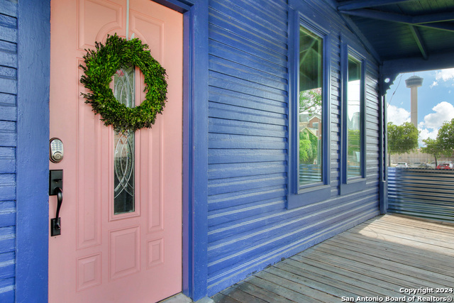 Listing photo id 0 for 120 Shadrach St