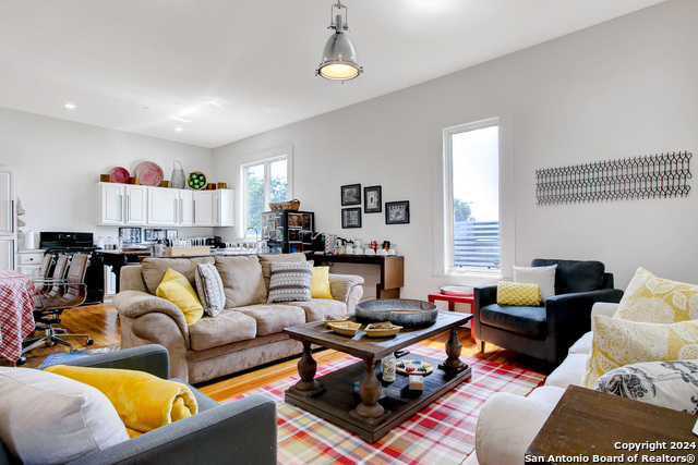 Listing photo id 4 for 120 Shadrach St