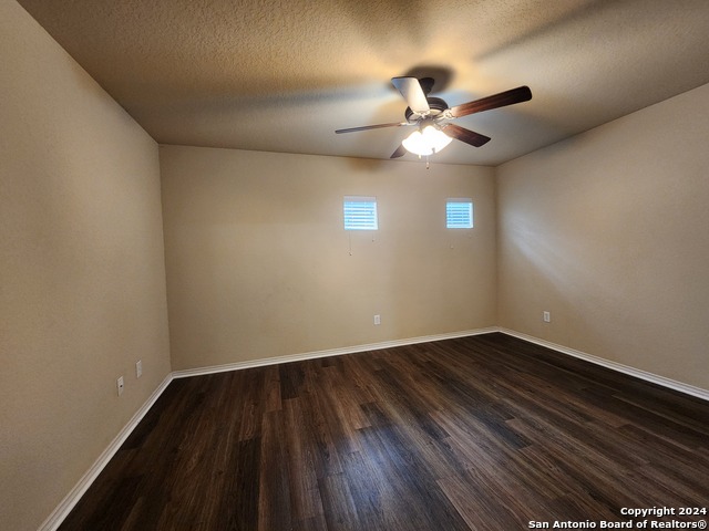 Image 14 of 26 For 294 Rosalie Dr