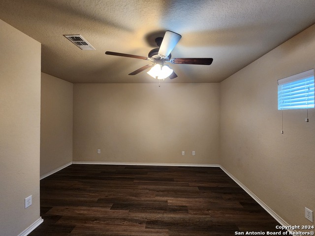 Image 16 of 26 For 294 Rosalie Dr