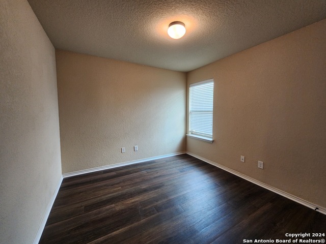 Image 19 of 26 For 294 Rosalie Dr