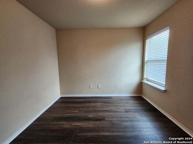 Image 20 of 26 For 294 Rosalie Dr