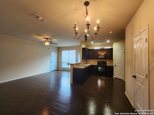 Image 3 of 26 For 294 Rosalie Dr