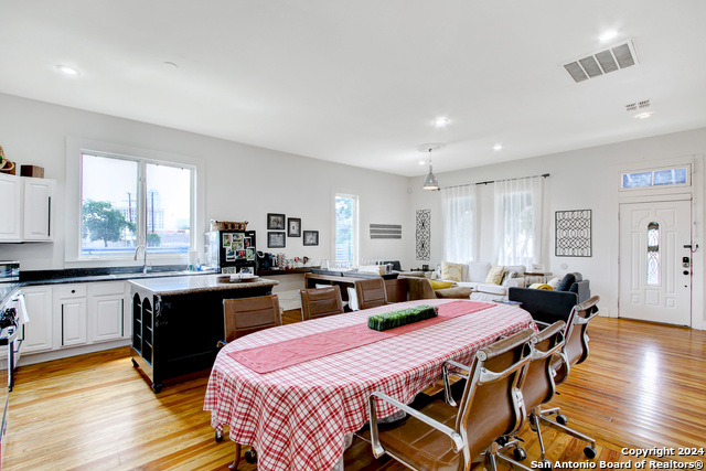 Image 27 of 39 For 120 Shadrach St