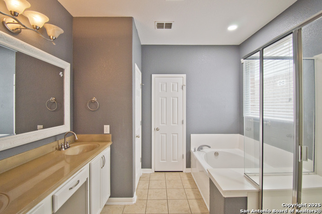 Image 19 of 42 For 6006 Diego  