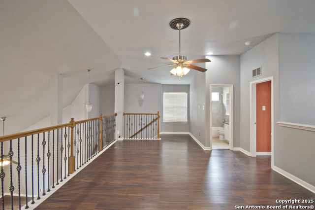 Image 25 of 42 For 6006 Diego  