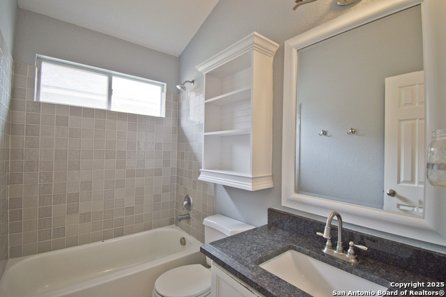 Image 28 of 42 For 6006 Diego  