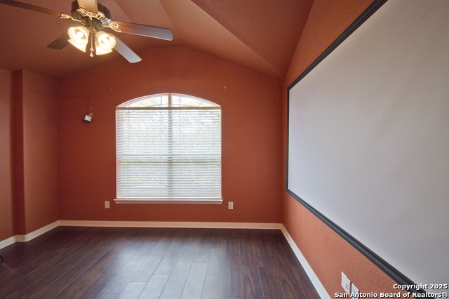 Image 36 of 42 For 6006 Diego  