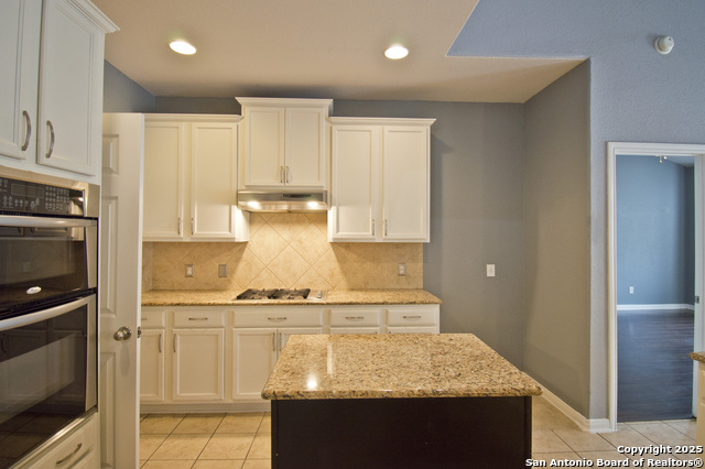 Image 8 of 42 For 6006 Diego  