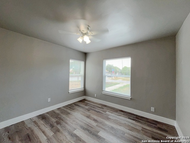Image 14 of 25 For 1703 Mulberry Avenue W