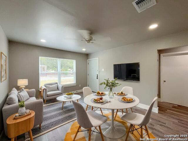 Image 3 of 25 For 1703 Mulberry Avenue W