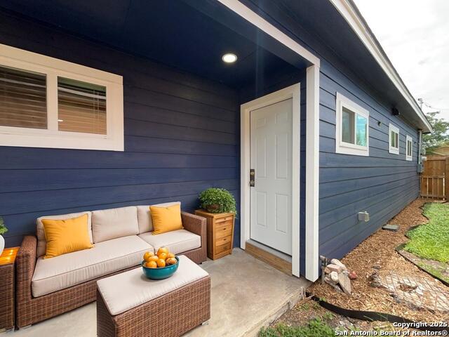 Image 6 of 25 For 1703 Mulberry Avenue W