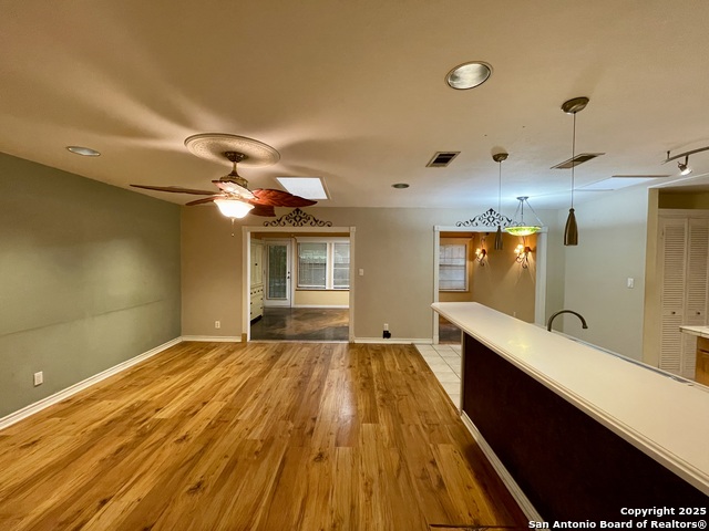 Image 11 of 41 For 12605 Moss Hollow