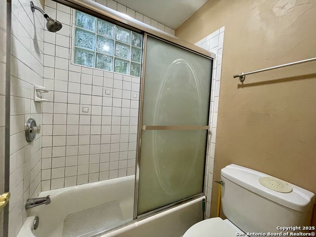 Image 31 of 41 For 12605 Moss Hollow
