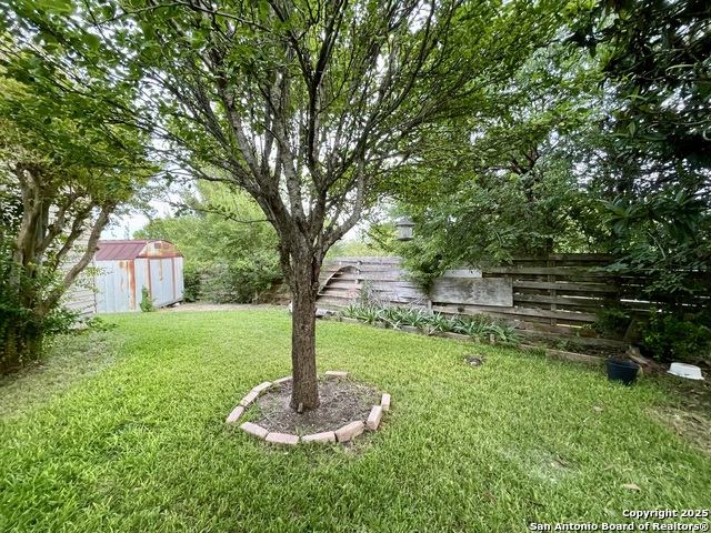 Image 38 of 41 For 12605 Moss Hollow