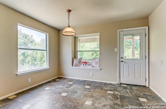 Image 11 of 33 For 8227 Maloy Manor