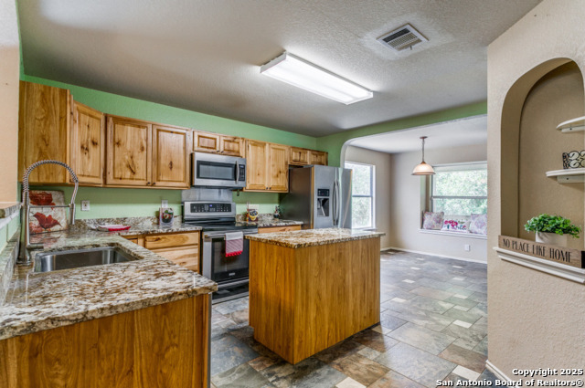 Image 14 of 33 For 8227 Maloy Manor
